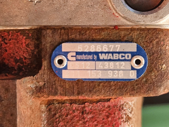 CUMMINS ISL,ISC,QSL9 8.9L Diesel Engine Air Brake Compressor 5286677 OEM - 550$ Picture 1 of 7