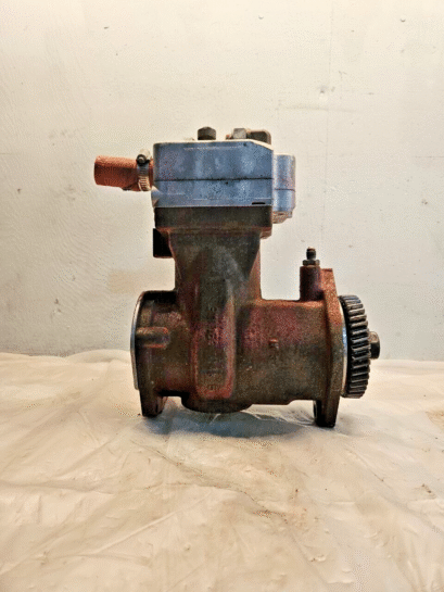 CUMMINS ISL,ISC,QSL9 8.9L Diesel Engine Air Brake Compressor 5286677 OEM - 550$ Picture 1 of 7 Picture 2 of 7