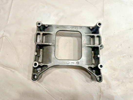 2015 Paccar MX13 diesel engine alternator bracket 1887222 OEM - 110$ Picture 1 of 3 Picture 2 of 3