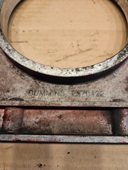 Cummins ISX12 ISX 11.9l Diesel Engine Rear Carrier Seal Housing 2870122 OEM - 135$ Picture 1 of 4