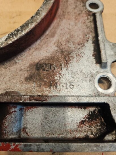 Cummins ISX12 ISX 11.9l Diesel Engine Rear Carrier Seal Housing 2870122 OEM - 135$ Picture 1 of 4 Picture 2 of 4