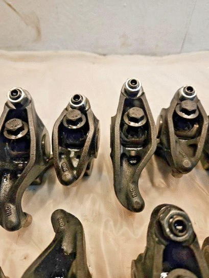 Cummins ISC/ISL 8.9L Diesel Engine Rocker Arm Assembly 3966658 OEM - 500$ Picture 1 of 6 Picture 2 of 6 Picture 3 of 6 Picture 4 of 6