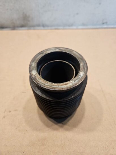 2013 Cummins ISX12 Diesel Engine EGR Cooler Bellows Plumbing 3686752 OEM - 220$ Picture 1 of 3 Picture 2 of 3 Picture 3 of 3