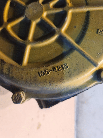 2003 CATERPILLAR C10/C12 WATER PUMP Assembly 105-4213 OEM 176-6999 - 175$ Picture 1 of 3