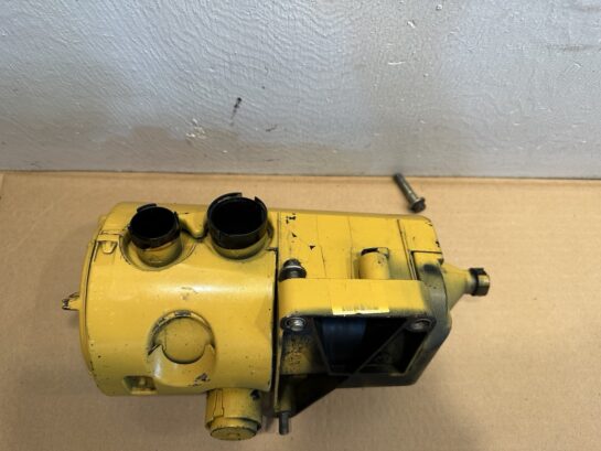 2019 Caterpillar CAT C4.4 Diesel Engine Filter Breather Assembly 361-1758 OEM - 240$ Picture 1 of 5 Picture 2 of 5 Picture 3 of 5