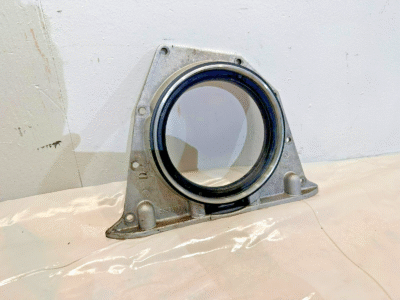 Cummins 8.3L ISL ISC Rear Main Seal Diesel Engine Cover 3933384 OEM