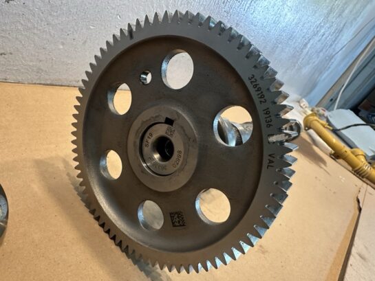 2019 Caterpillar CAT C4.4 Diesel Engine Camshaft Assembly 363-3890 Loader 910 OE - 600$ Picture 1 of 8 Picture 2 of 8 Picture 3 of 8 Picture 4 of 8 Picture 5 of 8