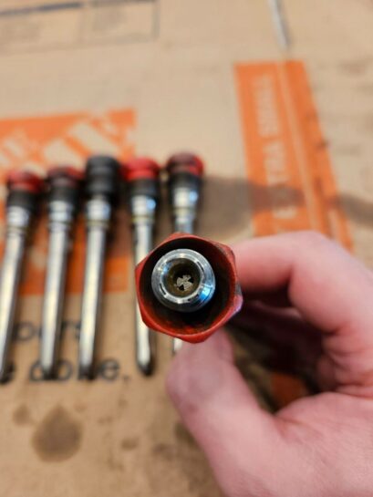 Set Of 6 Cummins ISC/ISL 8.3L 8.9 Injector Fuel Supply Connector 2872288 OEM - 135$ Picture 1 of 4