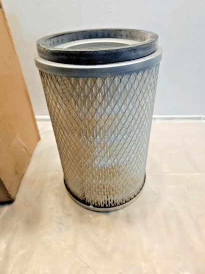 New CATERPILLAR AIR FILTER 211-2661 CAT 2112661 OEM - 45$ Picture 1 of 3 Picture 2 of 3