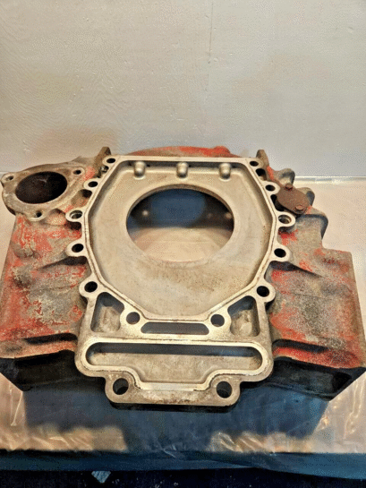 2009 Cummins ISX 400ST DOHC Diesel Engine Flywheel Housing 3103584 OEM - 825$ Picture 1 of 4 Picture 2 of 4 Picture 3 of 4 Picture 4 of 4