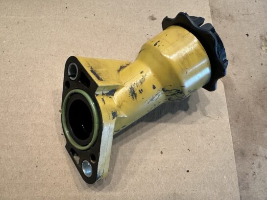 ENGINE OIL FILLER TUBE CATERPILLAR ENGINE CAT C4.4 ACERT 350-1762 OEM - 30$ Picture 1 of 4 Picture 2 of 4