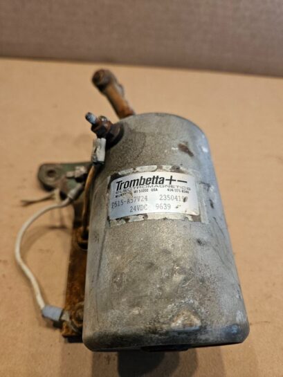 Detroit Diesel 8V92 Trombetta MTU Electromagnet Shut Off Solenoid 24VDC 23504197 - 160$ Picture 1 of 3 Picture 2 of 3 Picture 3 of 3