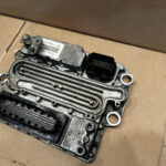 2011 Detroit Diesel DD15 Engine 580HP ECM A0004466035 OEM - 975$ Picture 1 of 5 Picture 2 of 5 Picture 3 of 5 Picture 4 of 5 Picture 5 of 5 Picture 1 of 5 Picture 2 of 5 Picture 3 of 5