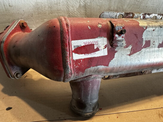 2009 Cummins ISX 400ST DOHC Diesel Engibe EGR Cooler 3689035 OEM - 675$ Picture 1 of 4 Picture 2 of 4