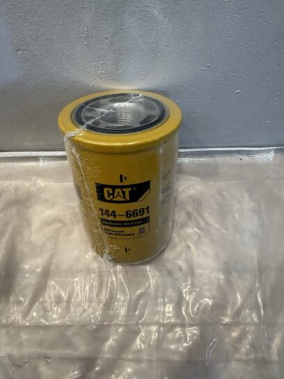 New Caterpillar Advanced Efficiency Hydraulic Filter CAT 144-6691 OEM - 45$ Picture 1 of 3 Picture 2 of 3