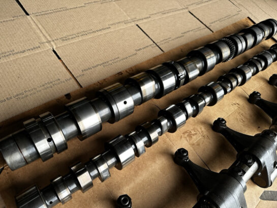 09 CUMMINS ISX 400ST DOHC DIESEL ENGINE CAMSHAFT ROCKER ARMS JAKE BRAKE 3684306 - 3250$ Picture 1 of 11 Picture 2 of 11 Picture 3 of 11 Picture 4 of 11 Picture 5 of 11 Picture 6 of 11