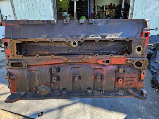 2011-2014 Cummins ISX15 SOHC 450HP Diesel Engine Block 4298515 OEM - 2000$ Picture 1 of 9 Picture 2 of 9 Picture 3 of 9