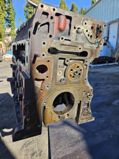 2011-2014 Cummins ISX15 SOHC 450HP Diesel Engine Block 4298515 OEM - 2000$ Picture 1 of 9 Picture 2 of 9 Picture 3 of 9 Picture 4 of 9 Picture 5 of 9