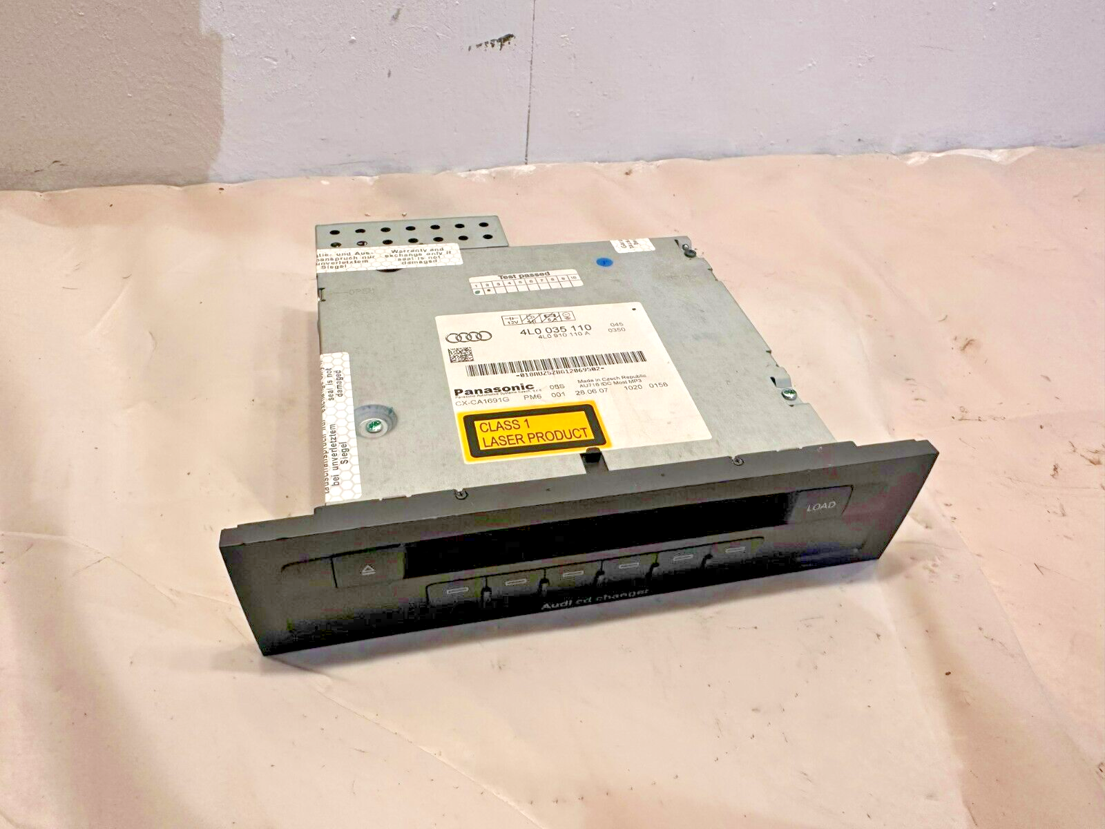 2008 AUDI Q7 4L 6 CD DISC CHANGER RECEIVER PLAYER AUDIO 4L0035110 OEM