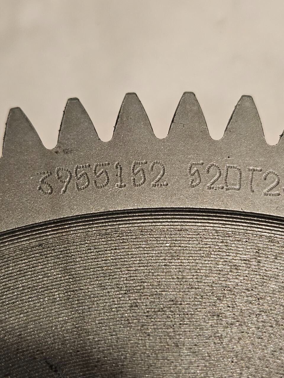 2014 Cummins ISB 6.7l Diesel Engine CAMSHAFT GEAR 3955152 OEM - 90$ Picture 1 of 6 Picture 2 of 6 Picture 3 of 6