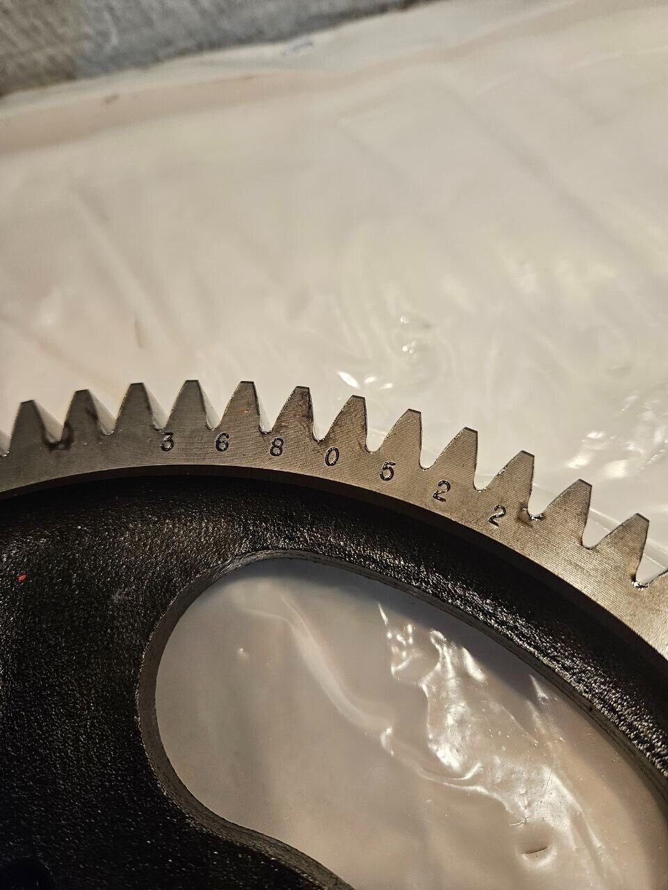 CUMMINS ISX 15 Diesel Engine CAMSHAFT GEAR 3680522 OEM - 165$ Picture 1 of 5 Picture 2 of 5