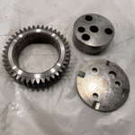 Cummins ISX15 Diesel Engine Idler Gear Assembly 3686778 OEM - 162$ Picture 1 of 5 Picture 2 of 5 Picture 3 of 5 Picture 4 of 5 Picture 5 of 5 Picture 1 of 5