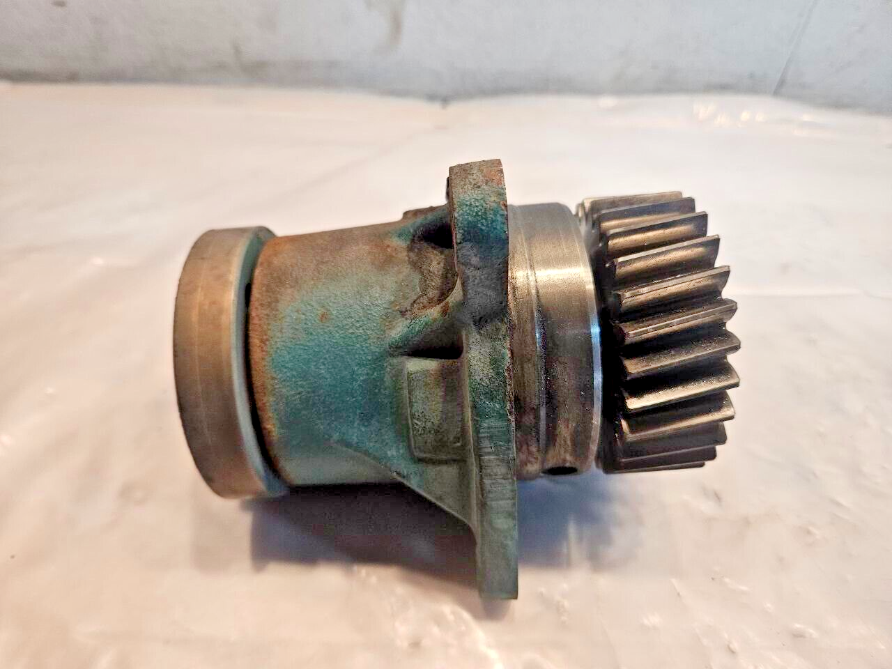 Volvo VED12 Diesel Engine Accessory DRIVING UNIT 20511839 OEM