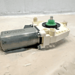 2009 MERCEDES BENZ S-550 FRONT RIGHT WINDOW MOTOR A2218282842 OEM - 45$ Picture 1 of 4 Picture 2 of 4 Picture 3 of 4 Picture 4 of 4 Picture 1 of 4 Picture 2 of 4