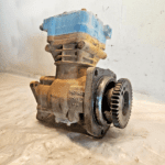 CATERPILLAR CAT C15 DIESEL ENGINE BENDIX AIR BRAKE COMPRESSOR 2233637 OE 5011427 - 1200$ Picture 1 of 6 Picture 2 of 6 Picture 3 of 6 Picture 4 of 6 Picture 5 of 6 Picture 6 of 6 Picture 1 of 6 Picture 2 of 6 Picture 3 of 6 Picture 4 of 6