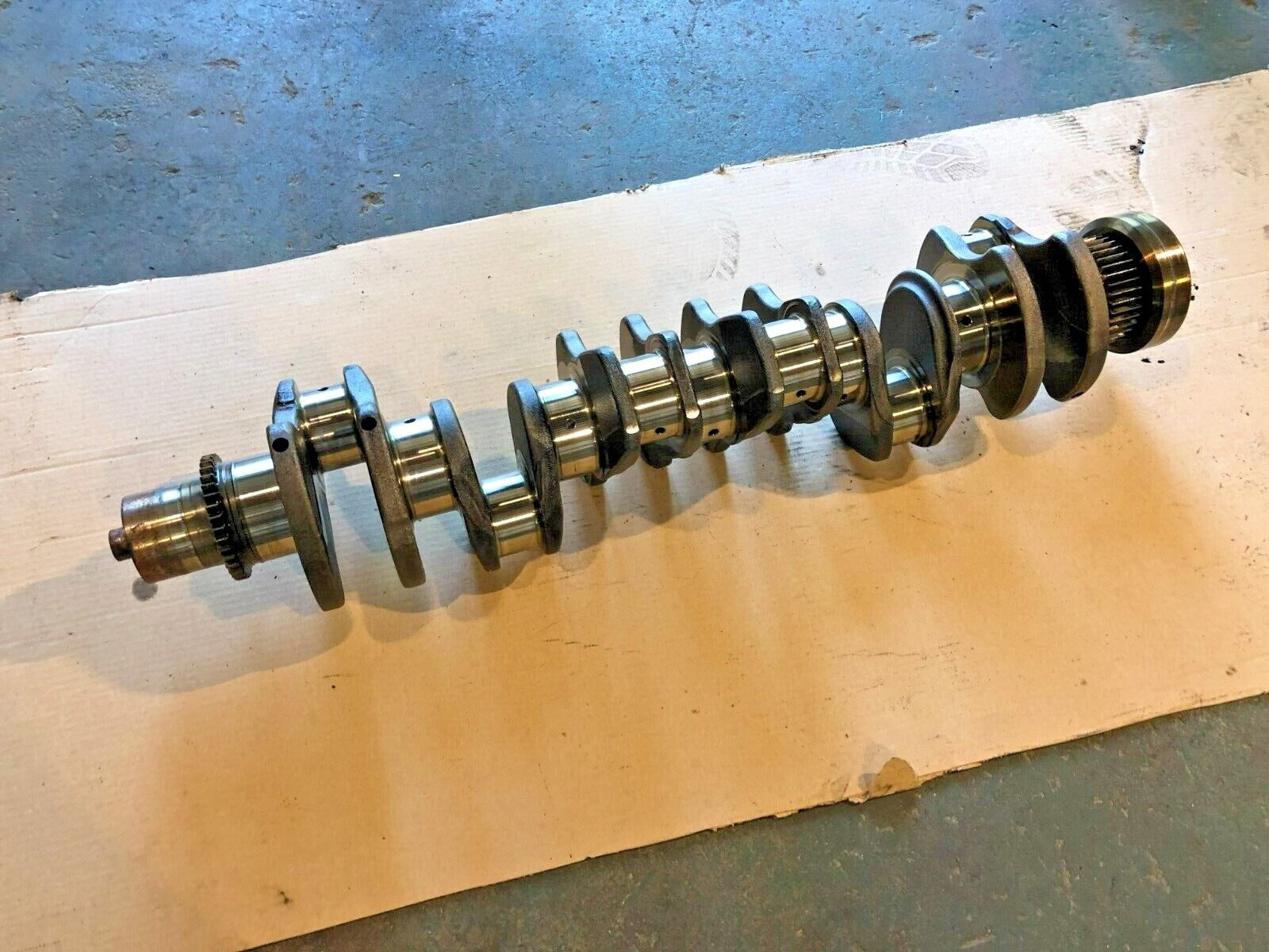 Cummins ISB 6.7 Diesel Engine Crankshaft 3968165 OEM - 1075$ Picture 1 of 5 Picture 2 of 5