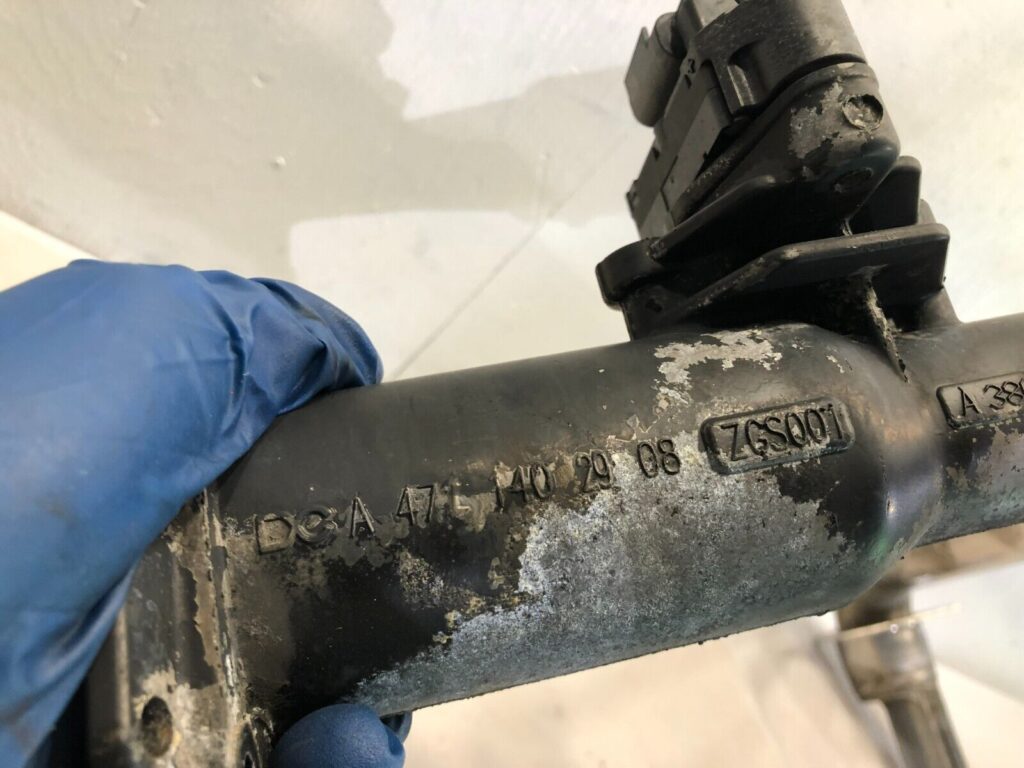 Detroit Diesel DD15 Air Mixer Recirculation Tube with EGR Pipe ...