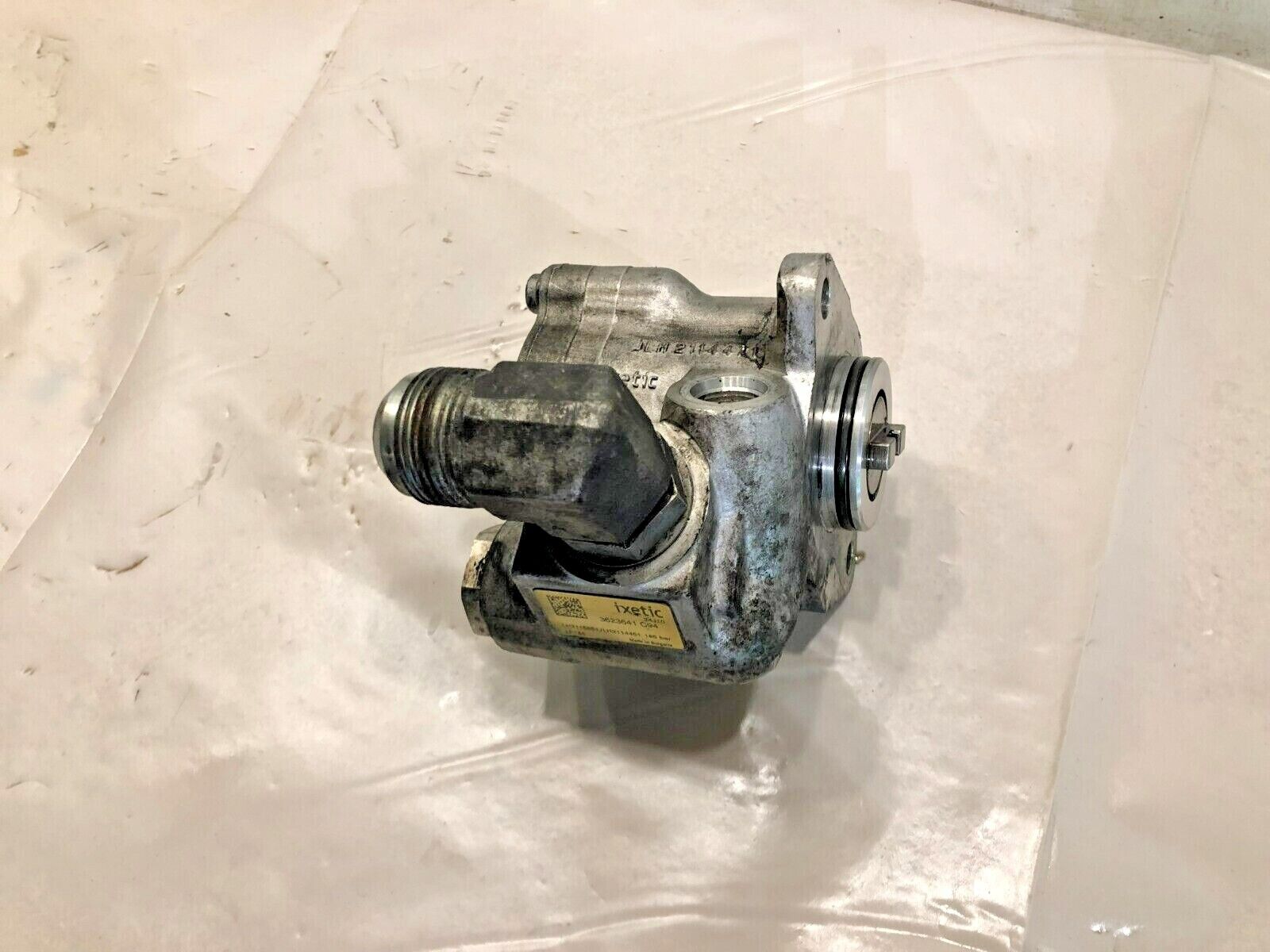INTERNATIONAL MAXXFORCE 13 POWER STEERING PUMP LUK LH2115651 3623641C94 OEM - 300$ Picture 1 of 7 Picture 2 of 7