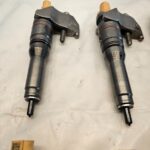 Set of 6 2017 Paccar MX13 Diesel Engine Fuel Injectors 2047600 OEM w/ Hold Downs - 1710$ Picture 1 of 7 Picture 2 of 7 Picture 3 of 7 Picture 4 of 7 Picture 5 of 7 Picture 6 of 7 Picture 7 of 7 Picture 1 of 7 Picture 2 of 7 Picture 3 of 7 Picture 4 of 7 Picture 5 of 7 Picture 6 of 7