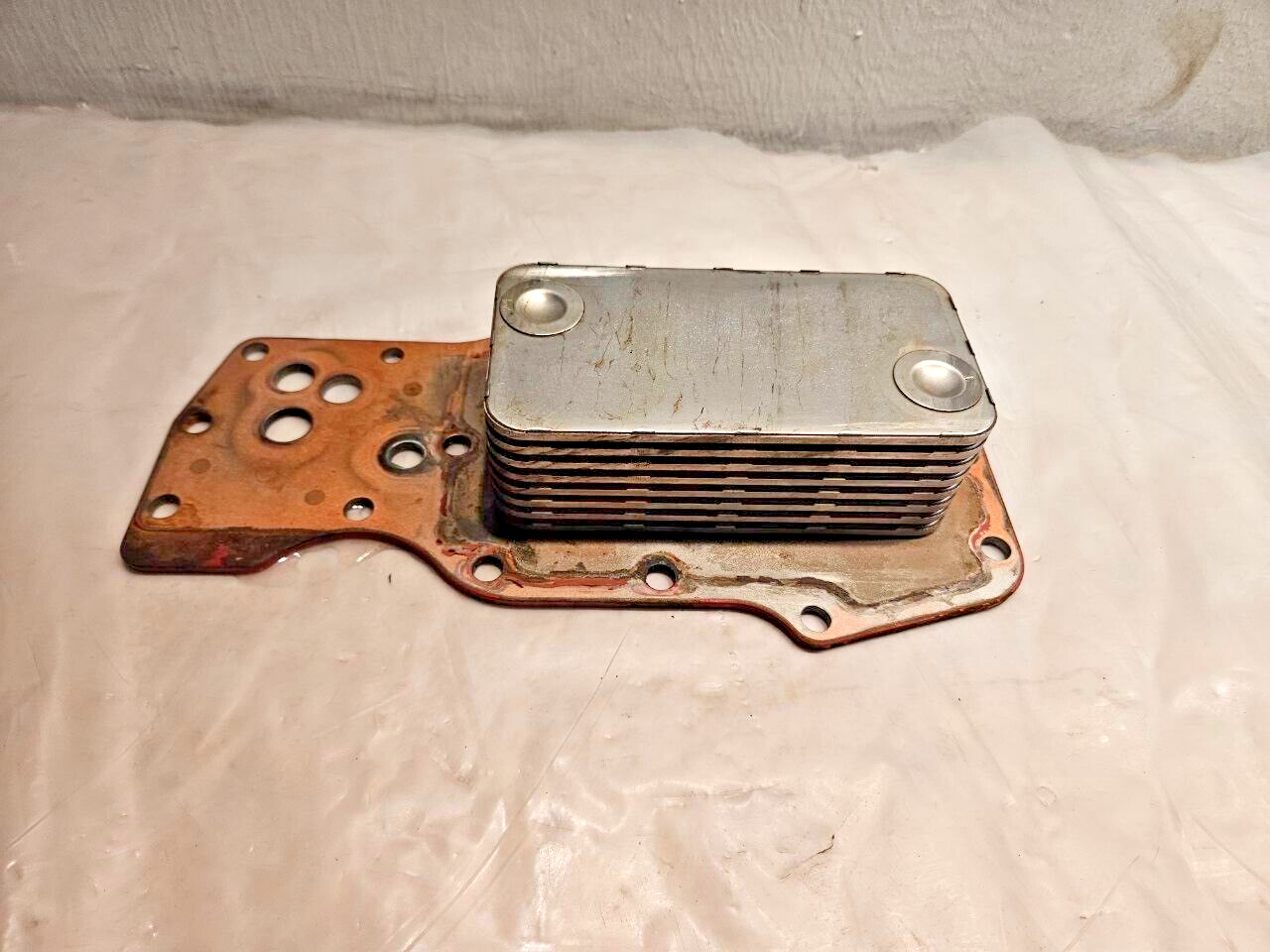 2014 Cummins ISB 6.7 Diesel Engine Oil Cooler 3975818 OEM