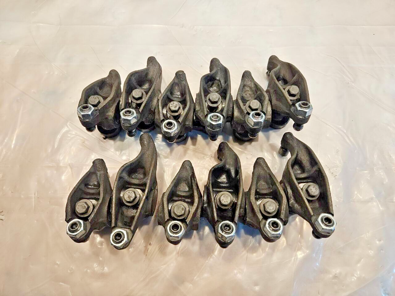 2014 Cummins ISB 6.7l Tier 3 Diesel Engine Rocker Arms with stands 4928699 OEM - 360$ Picture 1 of 5 Picture 2 of 5 Picture 3 of 5 Picture 4 of 5 Picture 5 of 5