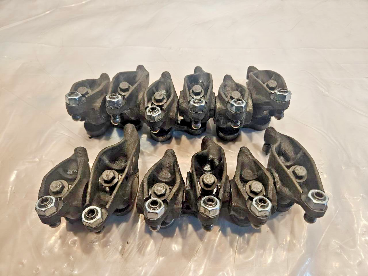 2014 Cummins ISB 6.7l Tier 3 Diesel Engine Rocker Arms with stands 4928699 OEM - 360$ Picture 1 of 5