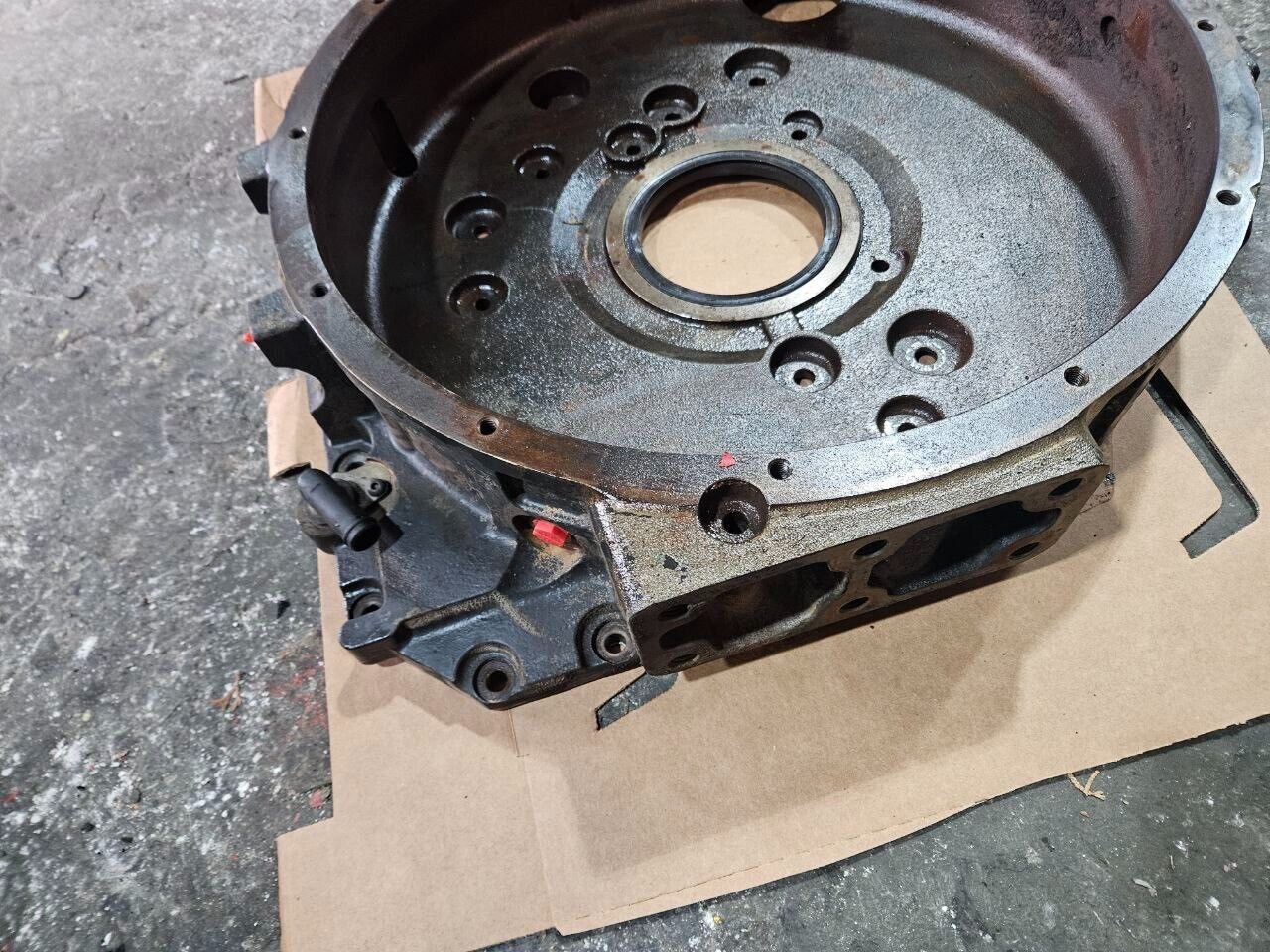 2015 Cummins QSB ISB 6.7l Industrial Diesel Engine Flywheel Housing 5264555 OEM - 630$ Picture 1 of 7 Picture 2 of 7 Picture 3 of 7