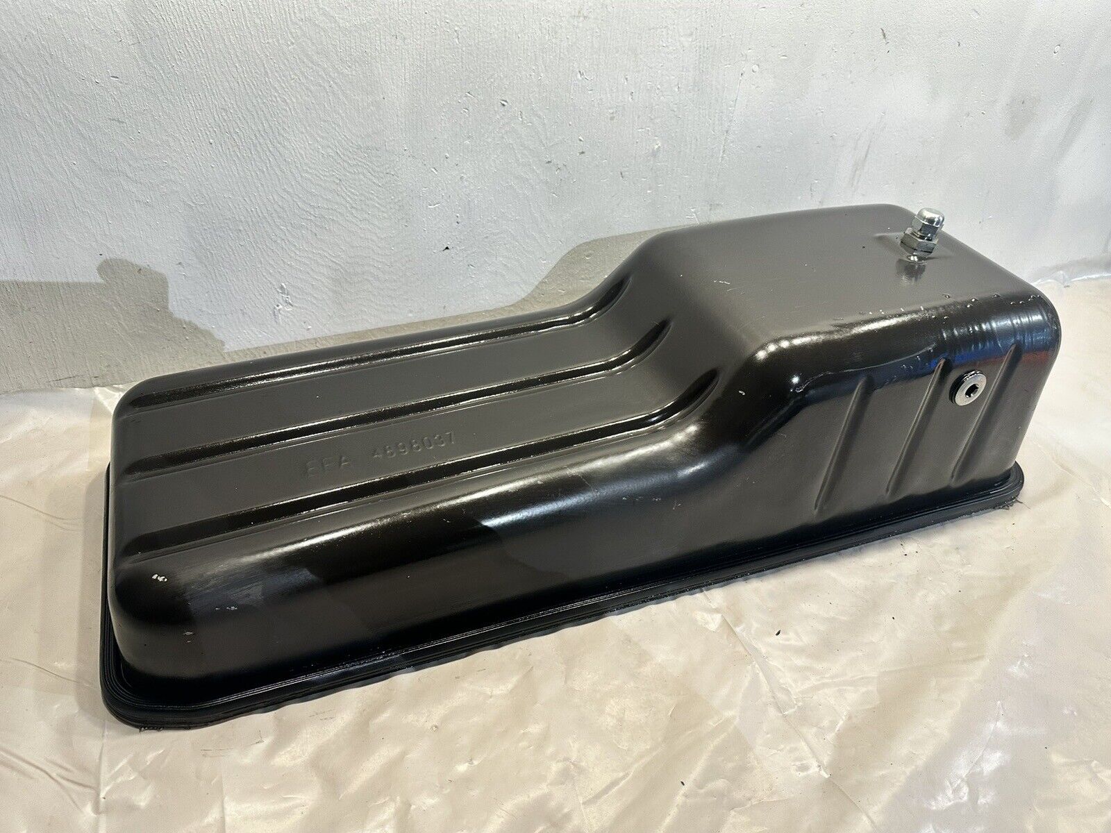 2016 CUMMINS ISB QSB 6.7l Diesel Engine Oil Pan 4898037 OEM