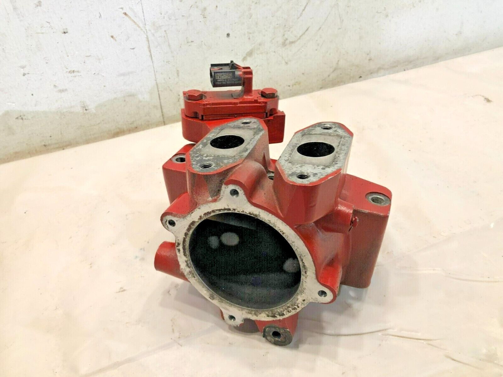 Cummins Diesel Engine ISB 6.7 Air Intake Connection 5403048 With EGR Sensor OEM