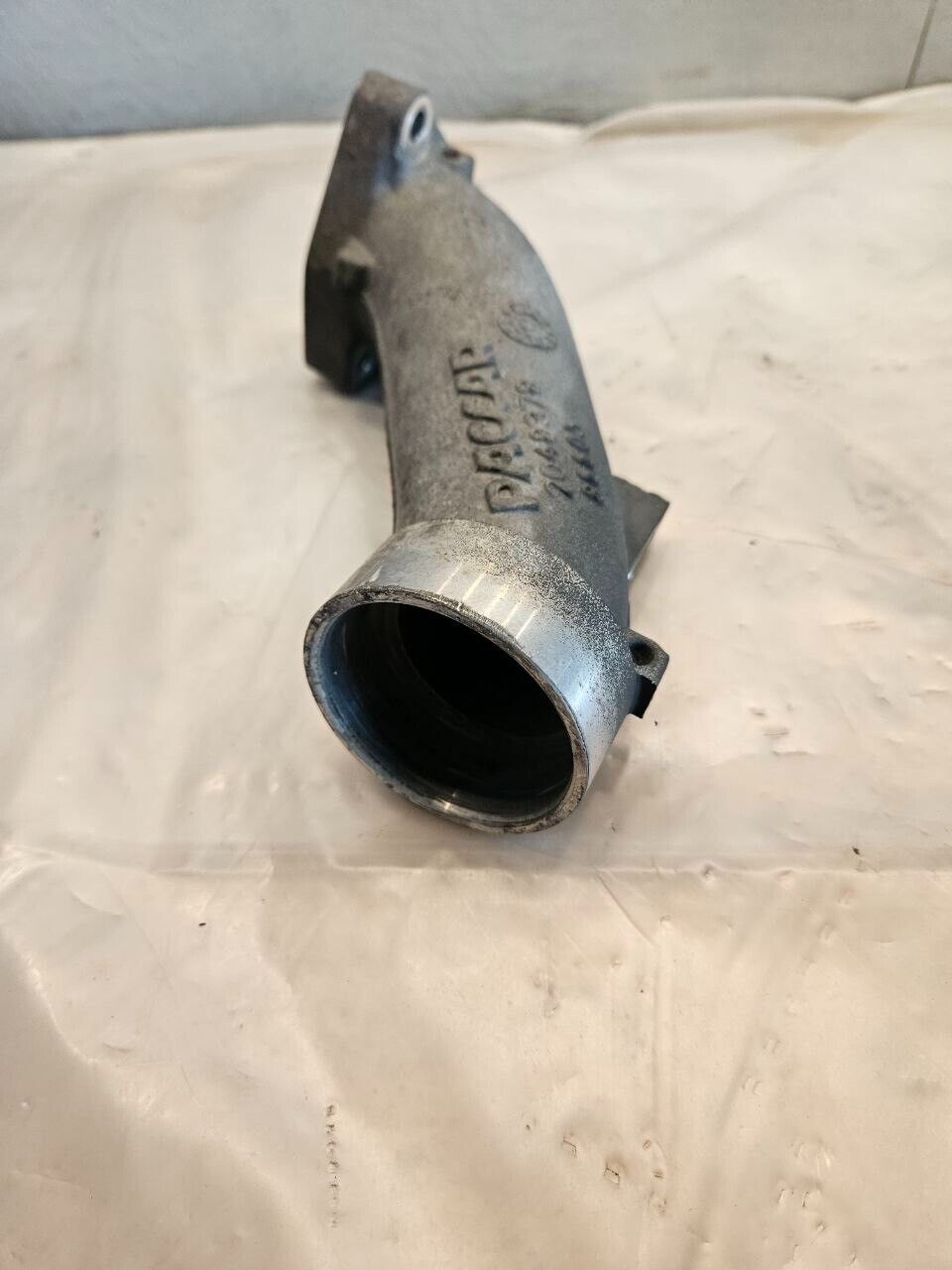 PACCAR MX13 KENWORTH Diesel Engine Coolant Pipe 2048378 OEM - 81$ Picture 1 of 4 Picture 2 of 4 Picture 3 of 4 Picture 4 of 4