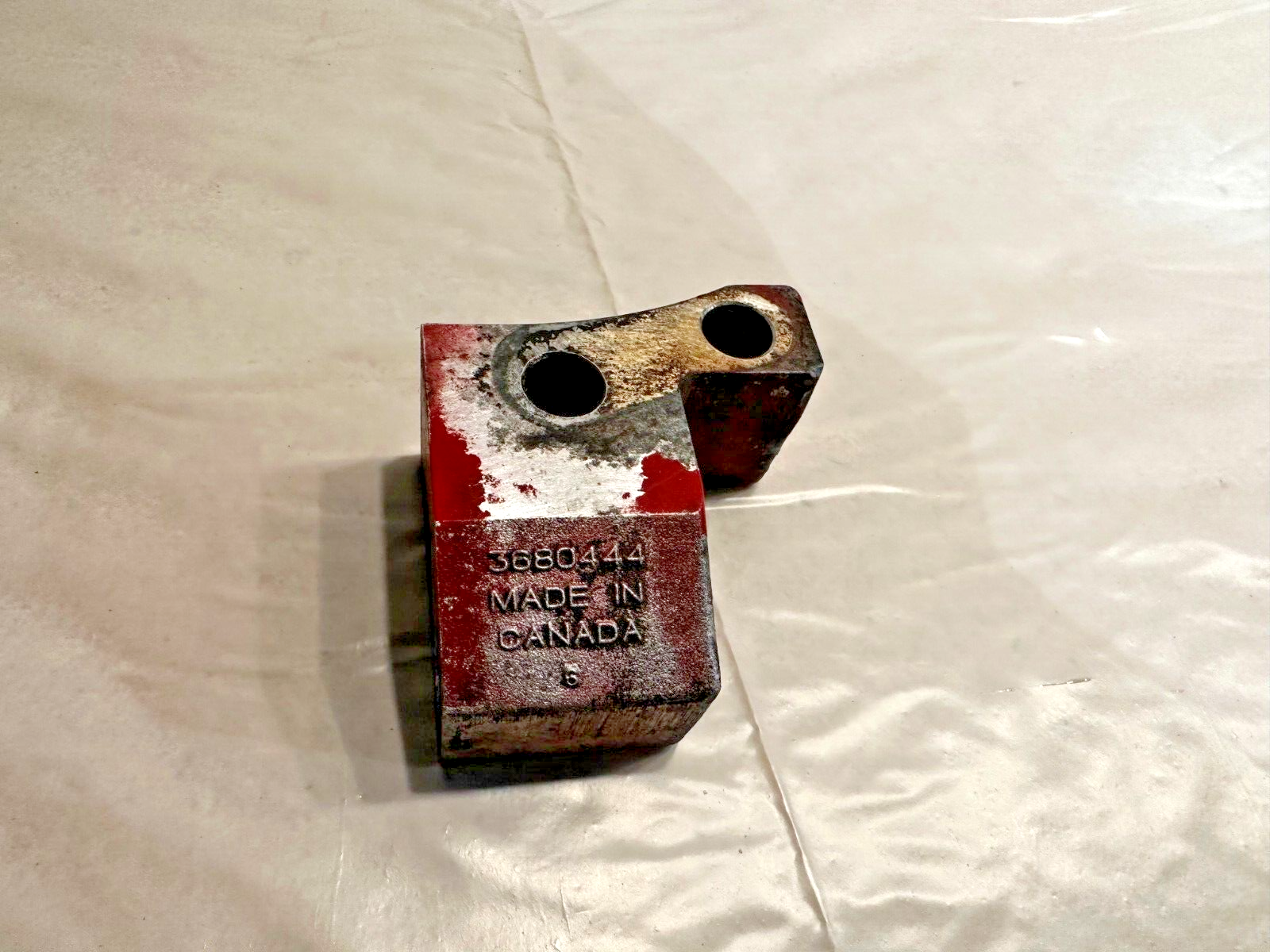 04-2007 CUMMINS ISX 14.9L DOHC DIESEL ENGINE AIR COMPRESSOR BRACKET 3680444 OEM