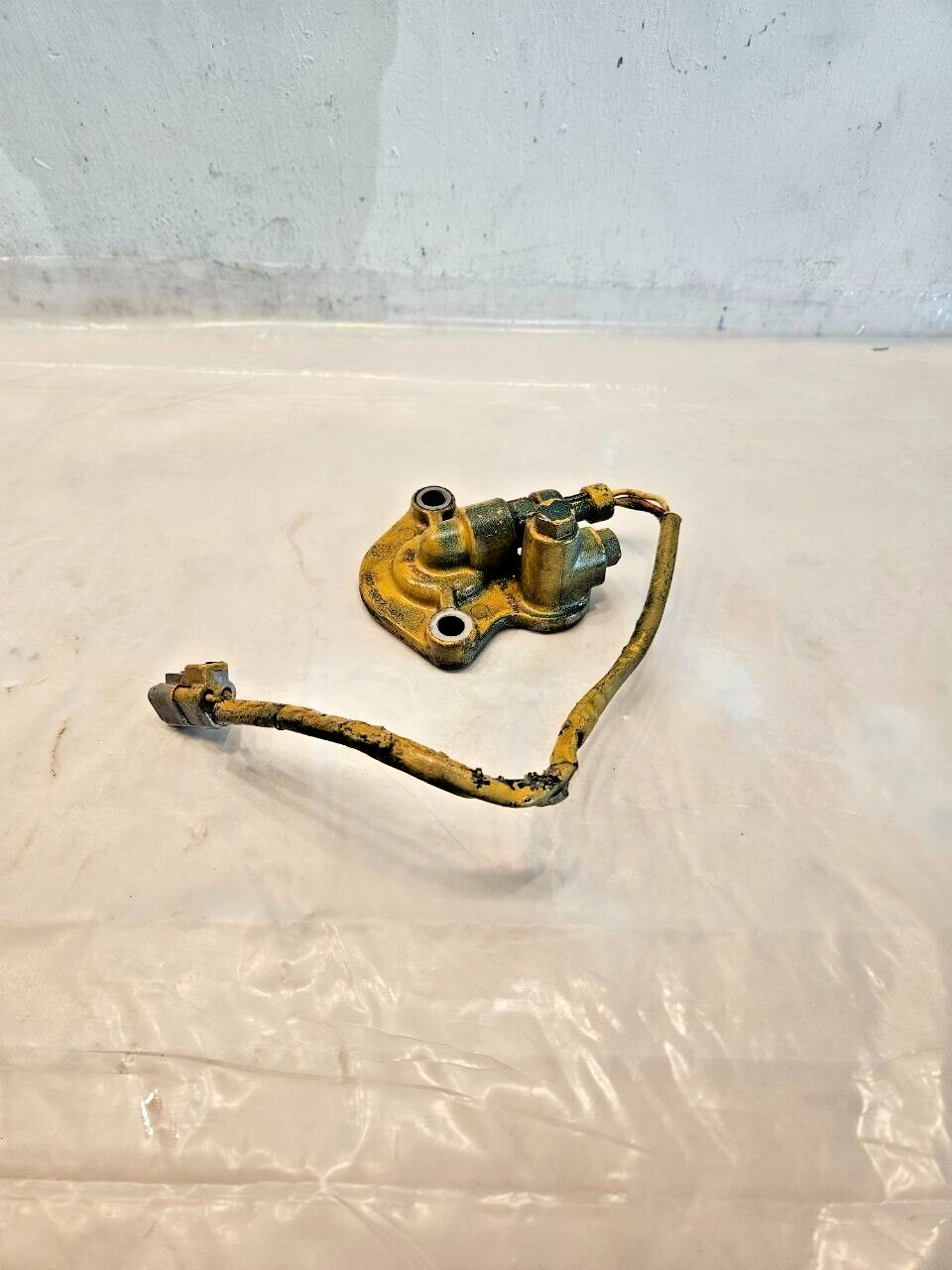 CAT 3406E Caterpillar Diesel Engine Oil Pressure Manifold 1036037 OEM