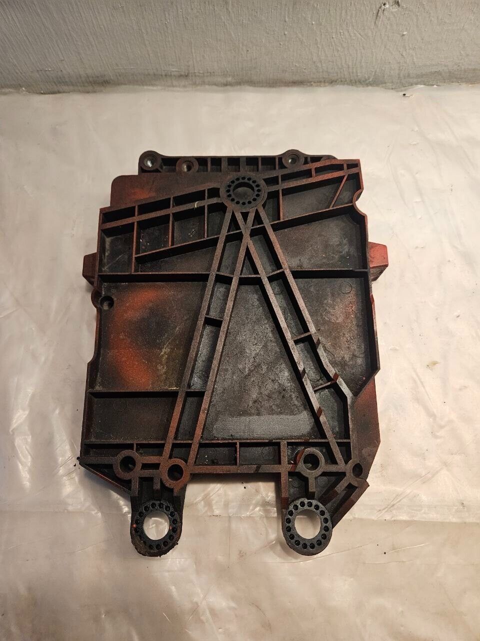 ISB 6.7L Cummins Diesel Engine ECM ECU Bracket 5309218 OEM - 45$ Picture 1 of 5 Picture 2 of 5 Picture 3 of 5