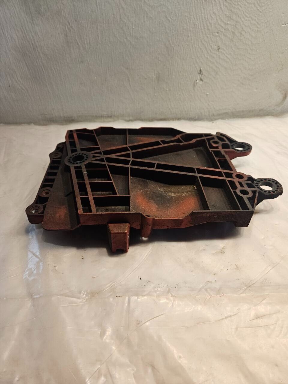 ISB 6.7L Cummins Diesel Engine ECM ECU Bracket 5309218 OEM - 45$ Picture 1 of 5 Picture 2 of 5 Picture 3 of 5 Picture 4 of 5 Picture 5 of 5