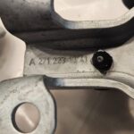 Set of 2 2013 Mercedes-Benz C-Class 1.8L L4 Engine Lift Bracket A2712231641 OEM - 36$ Picture 1 of 4 Picture 2 of 4 Picture 3 of 4 Picture 4 of 4 Picture 1 of 4 Picture 2 of 4