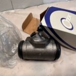 1990-2006,E350,E450,PICKUP,ECONOLINE,SUPER DUTY BRAKE WHEEL CYLINDER - 14$ Picture 1 of 5 Picture 2 of 5 Picture 3 of 5 Picture 4 of 5 Picture 5 of 5 Picture 1 of 5