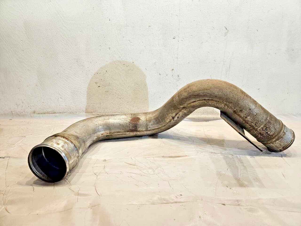 1997 International DT466e Non EGR Diesel Engine Model Coolant Pipe OEM