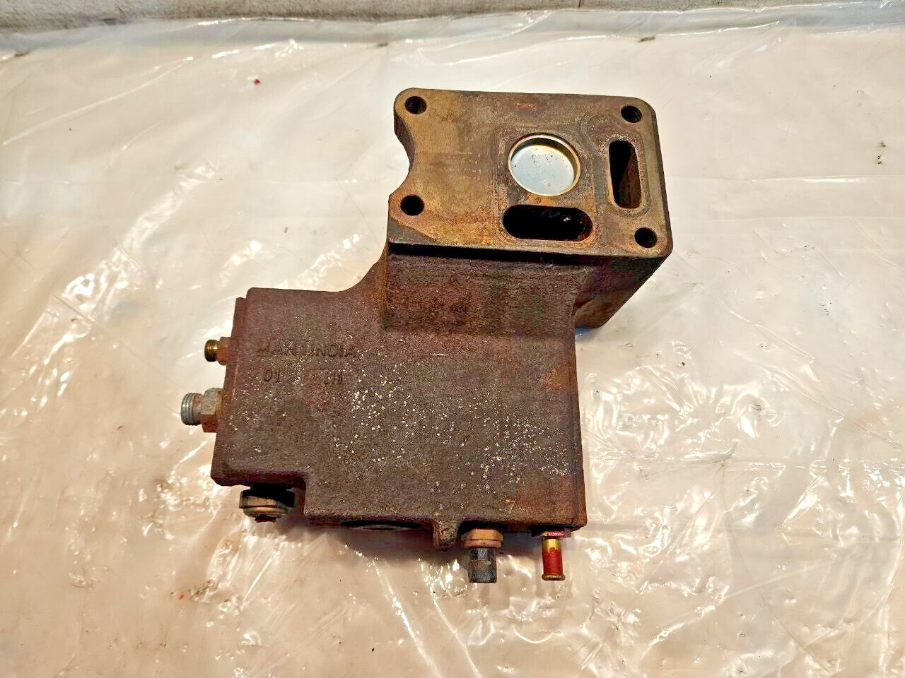 2011-2015 Cummins ISX15 Diesel Engine Lower Thermostat Housing OEM 3686382 - 126$ Picture 1 of 4 Picture 2 of 4
