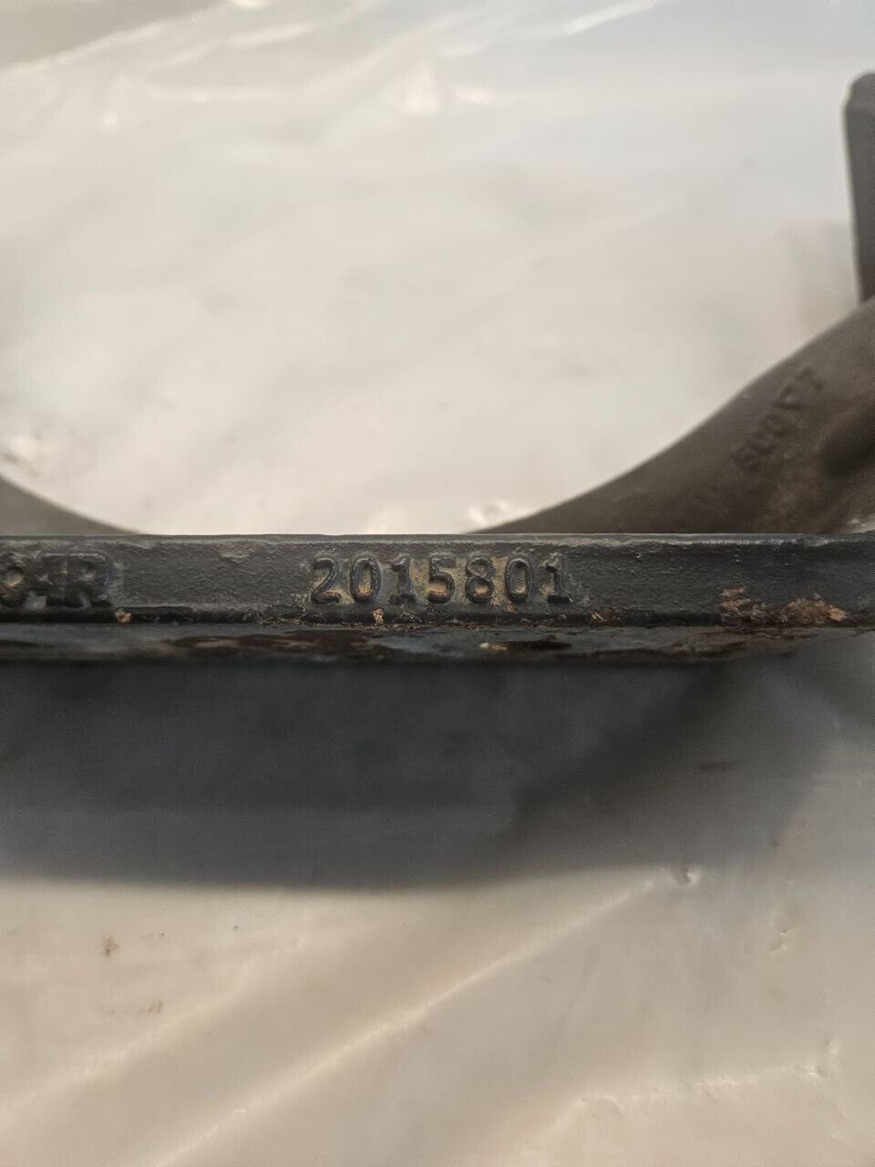 2015 Paccar MX-13 Diesel Engine Mount 2015801 OEM - 121.5$ Picture 1 of 2 Picture 2 of 2