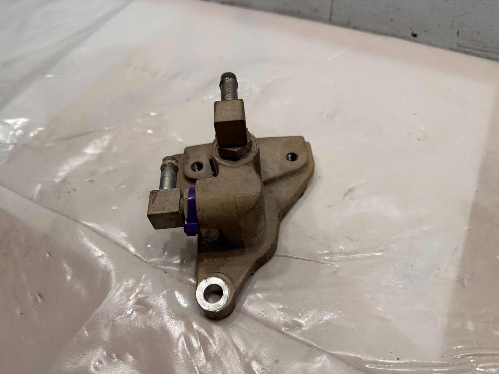 CUMMINS ISX12 ISX 425 Diesel Engine Water Pump Adapter 2894649; 2894650 OEM